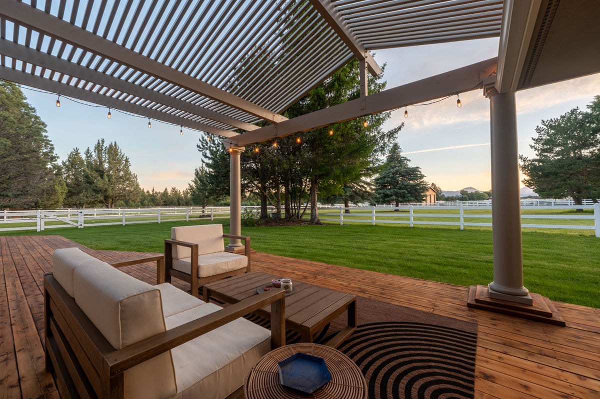 75-bend-real-estate-photographer-65130-Highland-Rd-Bend-Oregon-JREP-75
