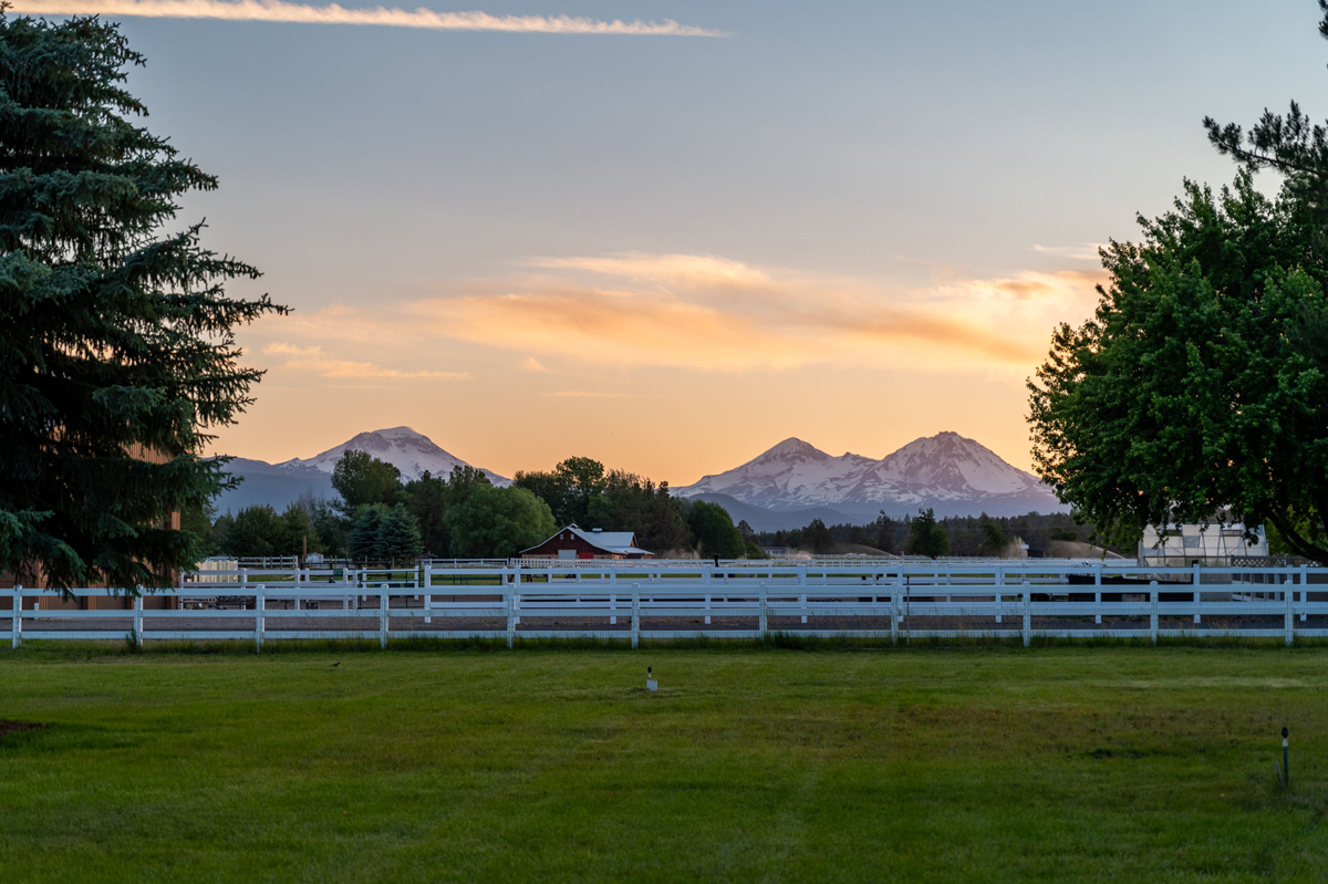 78-bend-real-estate-photographer-65130-Highland-Rd-Bend-Oregon-JREP-78